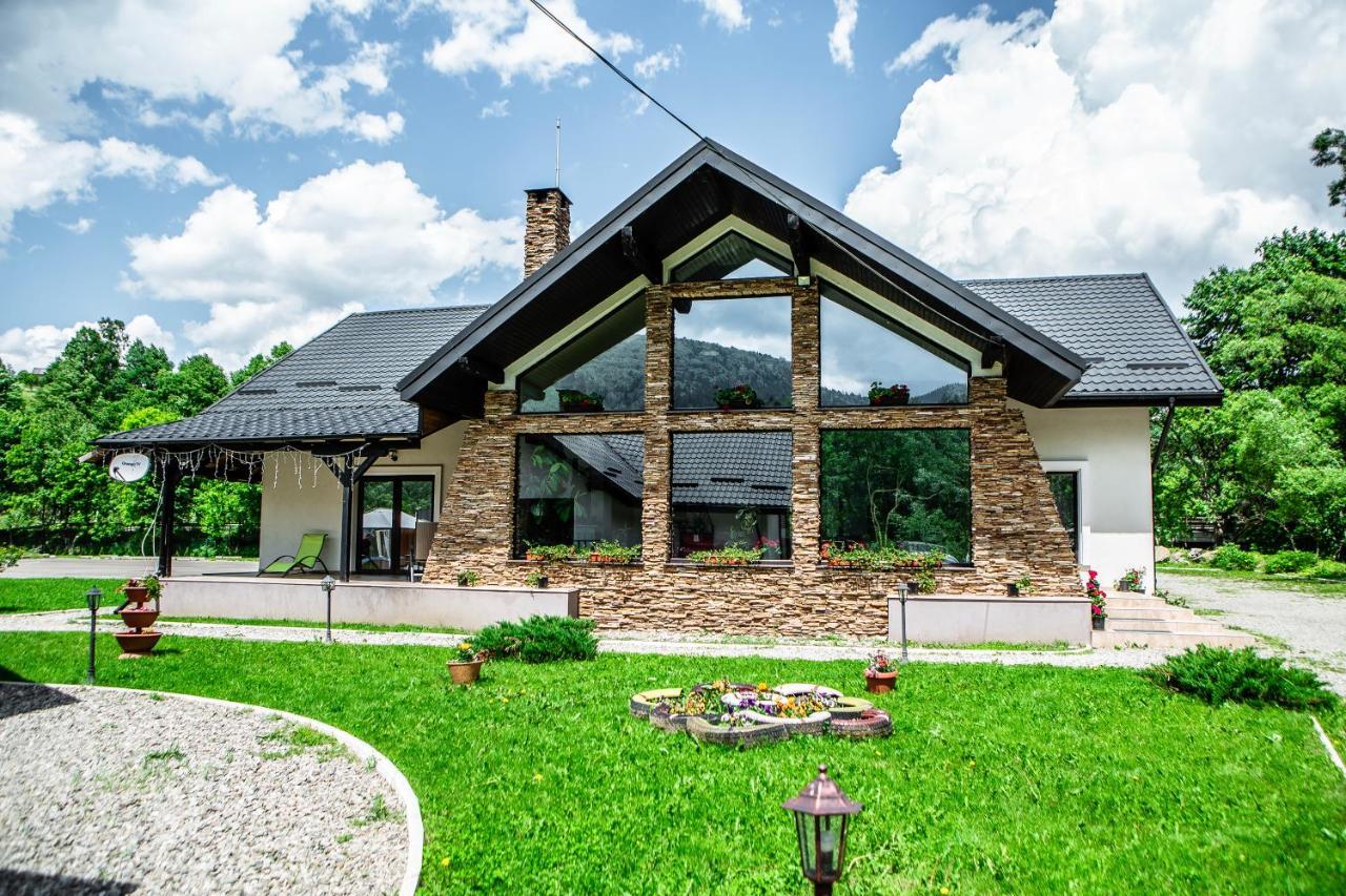 Pensiunea Arc Bucovina Vama  Buitenkant foto
