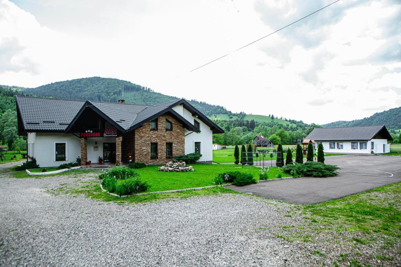 Pensiunea Arc Bucovina Vama  Buitenkant foto